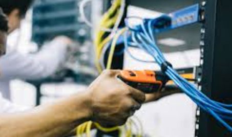 An Internet Network Technician Kuwait plays a key role in keeping homes, offices, and commercial buildings connected. The demand for stable internet service