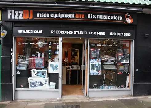 Hire Wedding DJ in south london