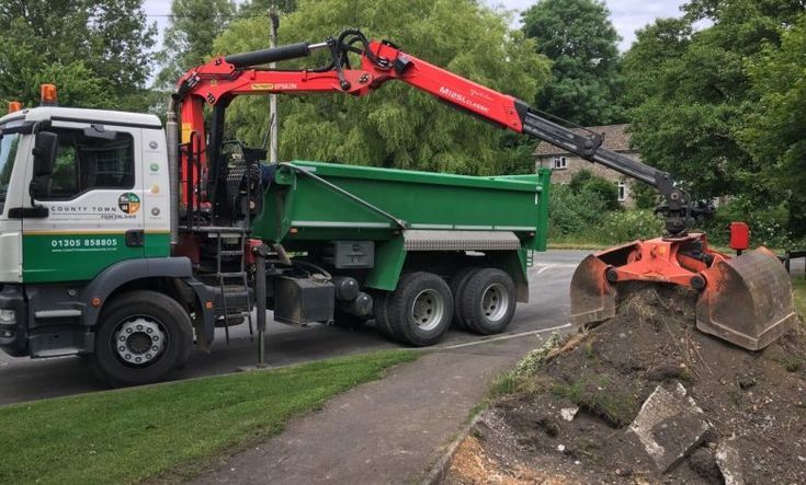 Discover how professional waste collection services improve construction site efficiency through better safety
