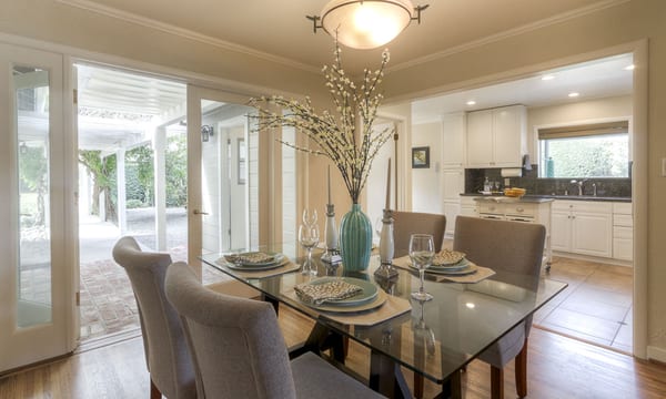 Top-Tier REALTOR® Guide: What Buyers & Sellers Should Expect