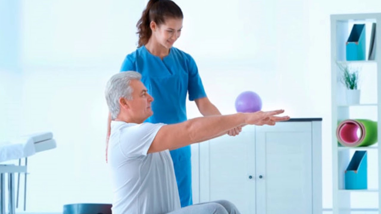 When Should You See a Physiotherapist? Key Signs