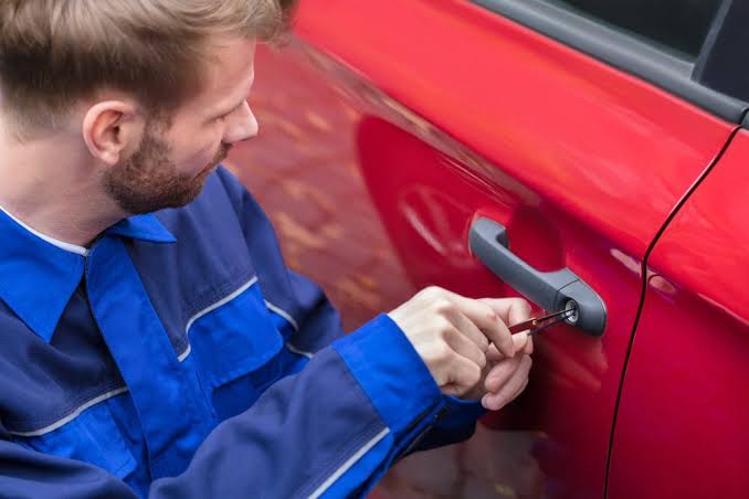 Auto Locksmith