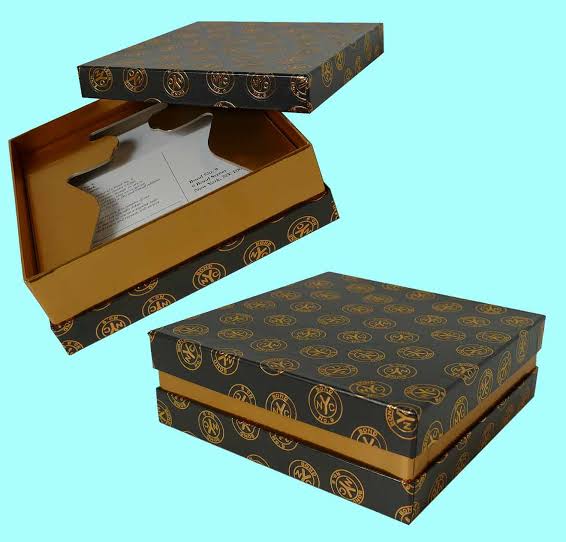 Custom Shoulder Neck Packaging